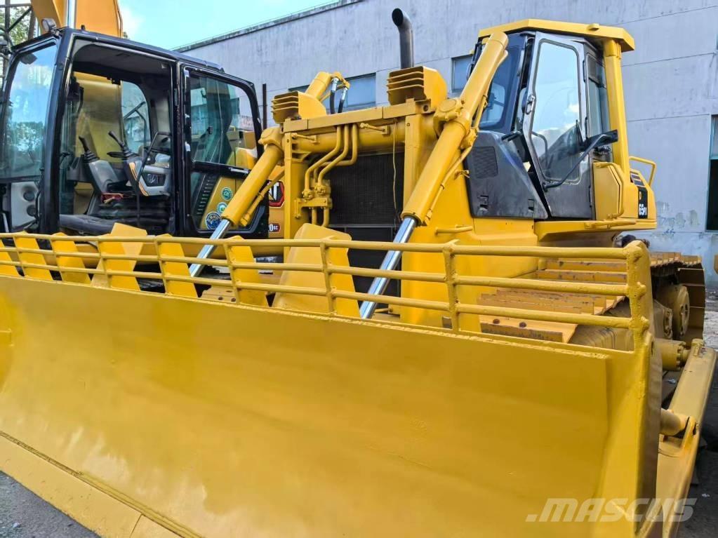 Komatsu D 65 PX-12 Buldožerji goseničarji
