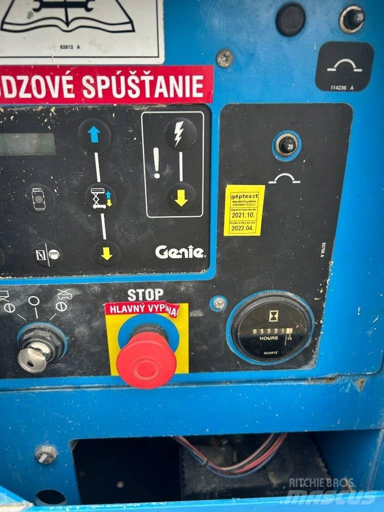 Genie GS 3384 RT Škarjaste dvižne ploščadi