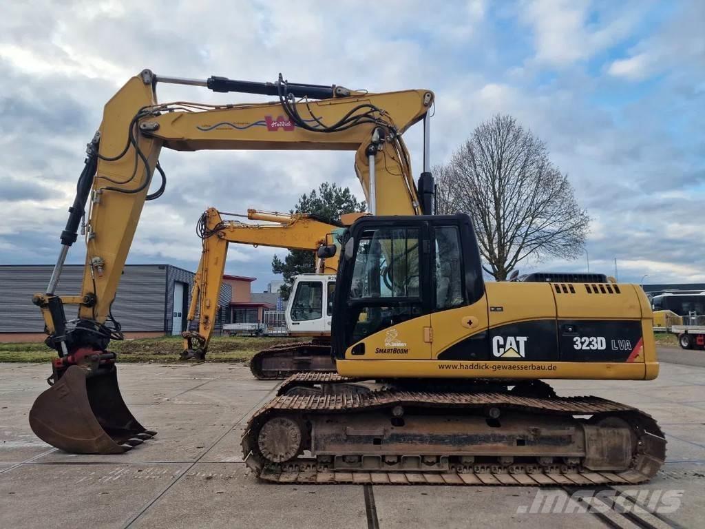 CAT 323d Bagri goseničarji