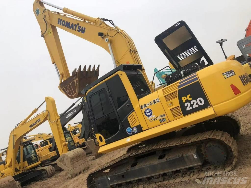 Komatsu 220-8 Bagri goseničarji