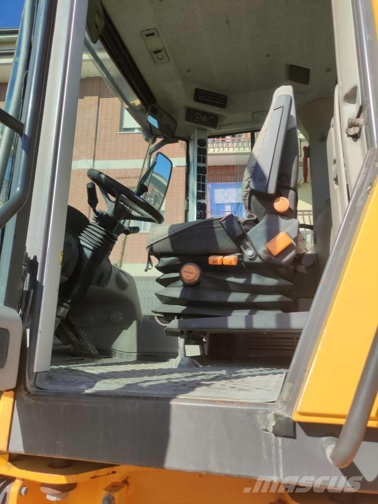 Volvo L 70 F Kolesni nakladalci