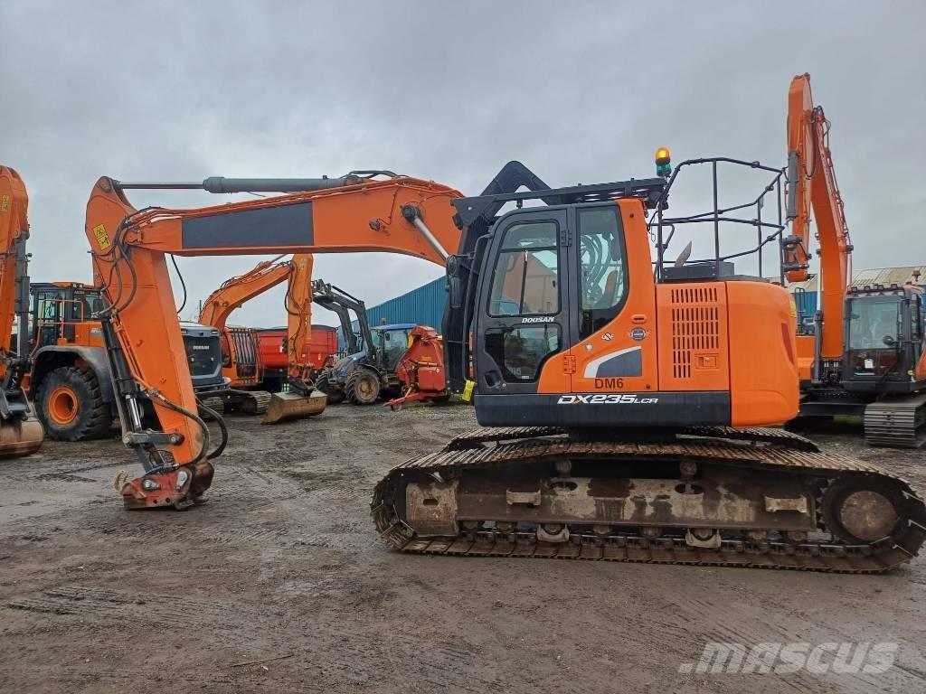 Doosan DX 235 LCR-5 Bagri goseničarji