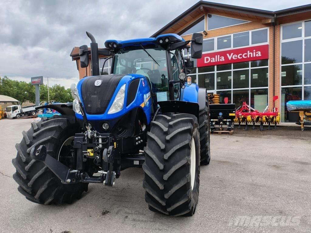 New Holland T 7.245 Traktorji