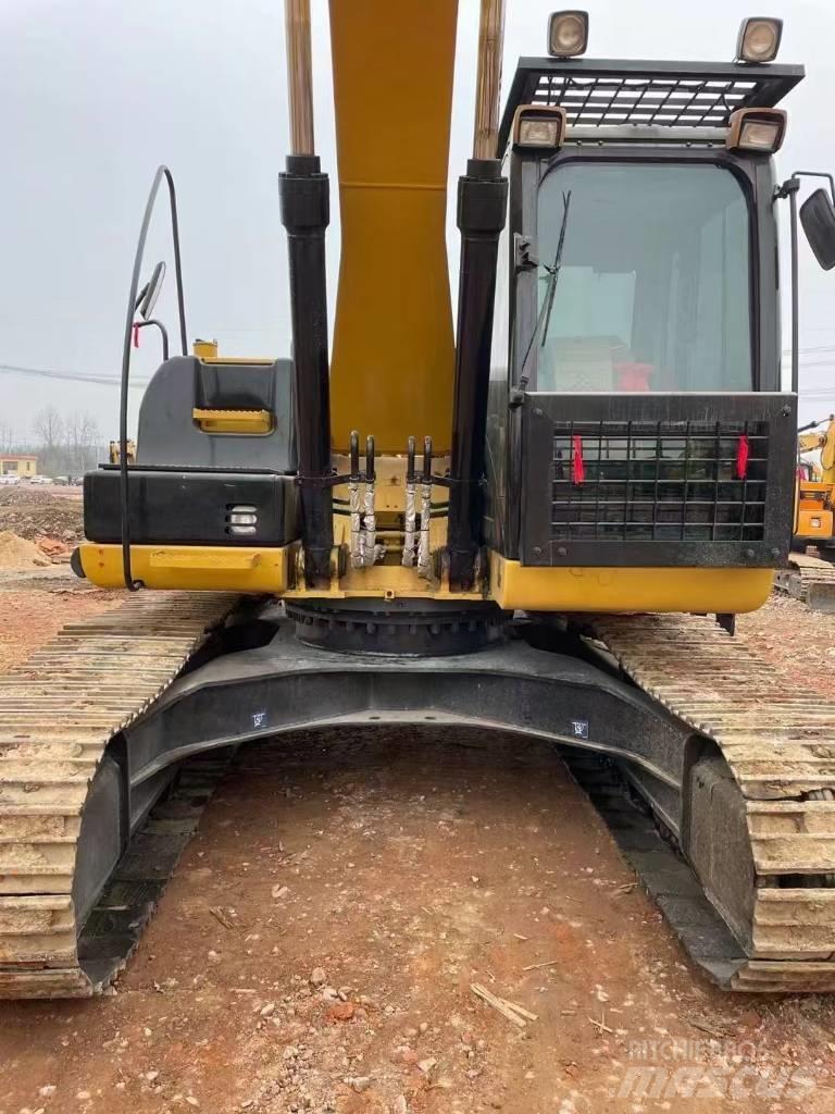 CAT 323 D L Bagri goseničarji