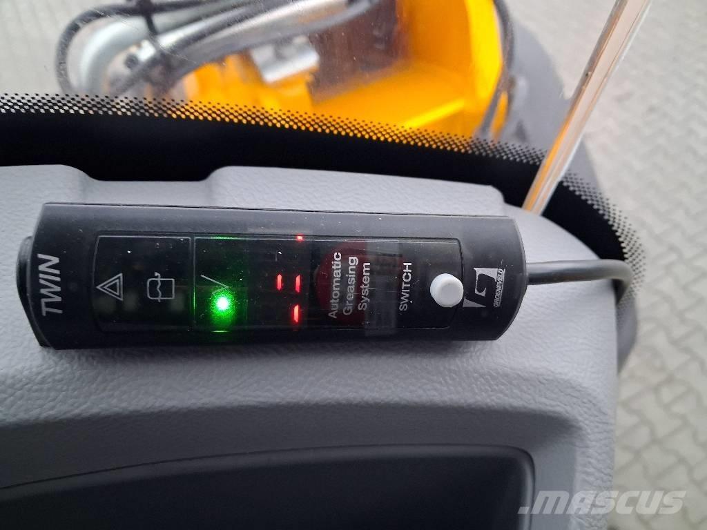 JCB 435 S WLS Kolesni nakladalci