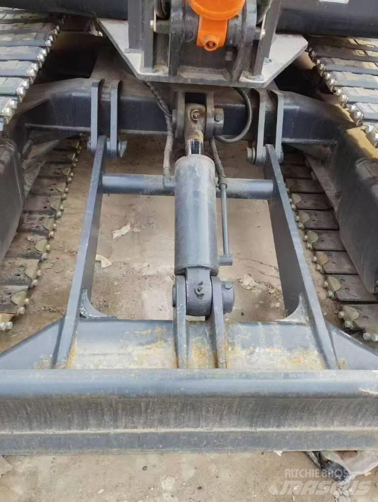Doosan 55 Bagri goseničarji
