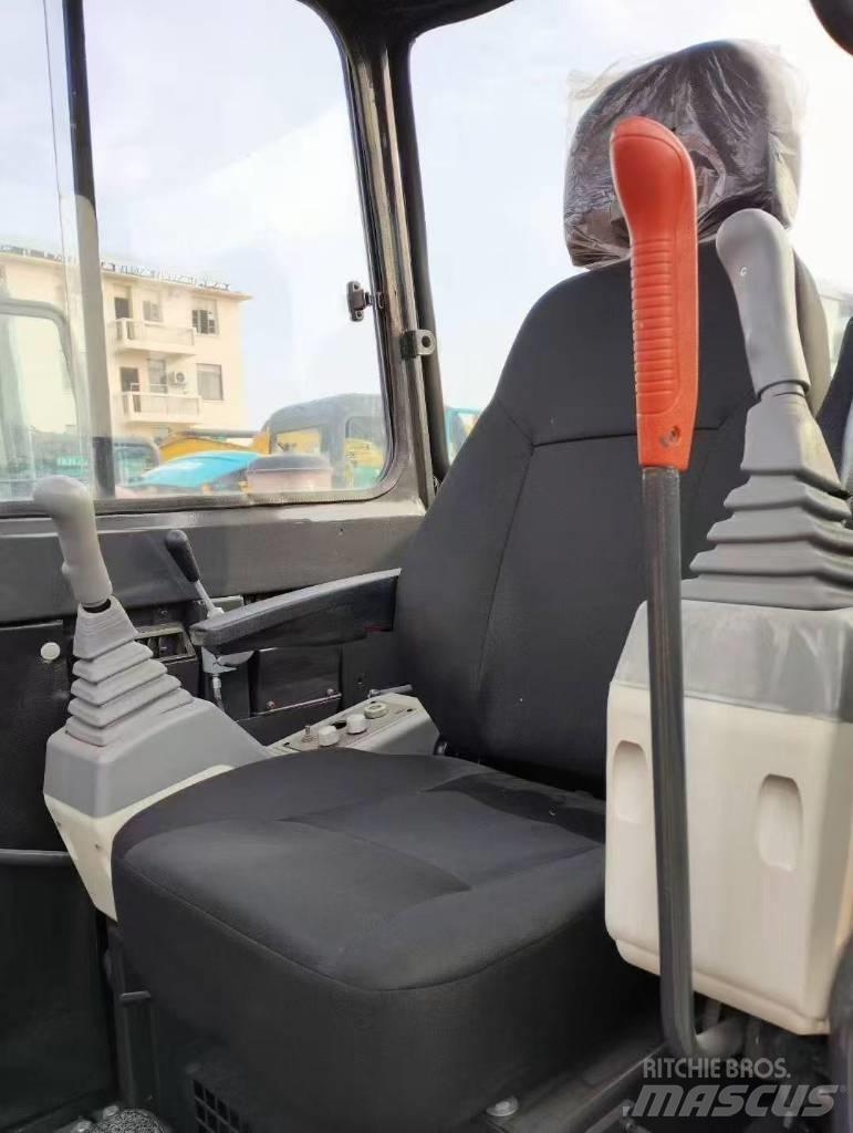 Doosan 55 Bagri goseničarji