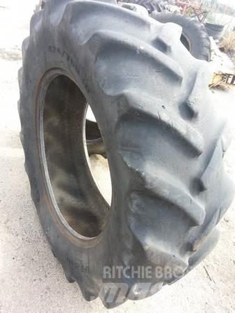  Pneu 14.9R30 Gume, kolesa in platišča