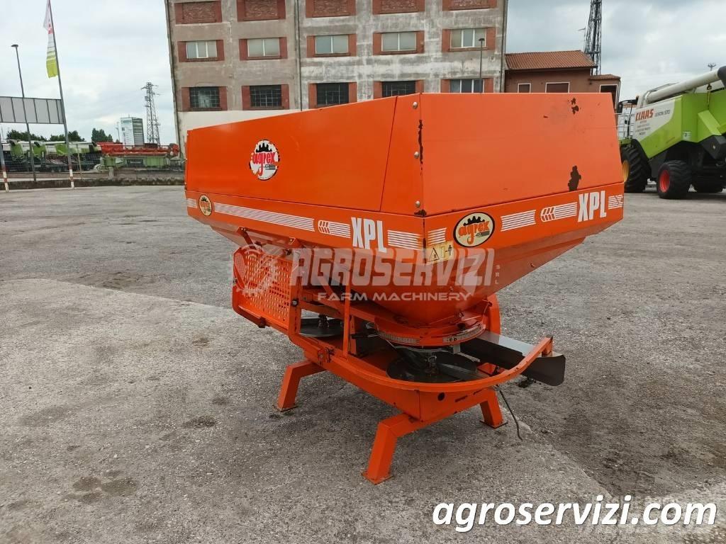 Agrex XPL 1500 Trosilniki mineralnega gnojila