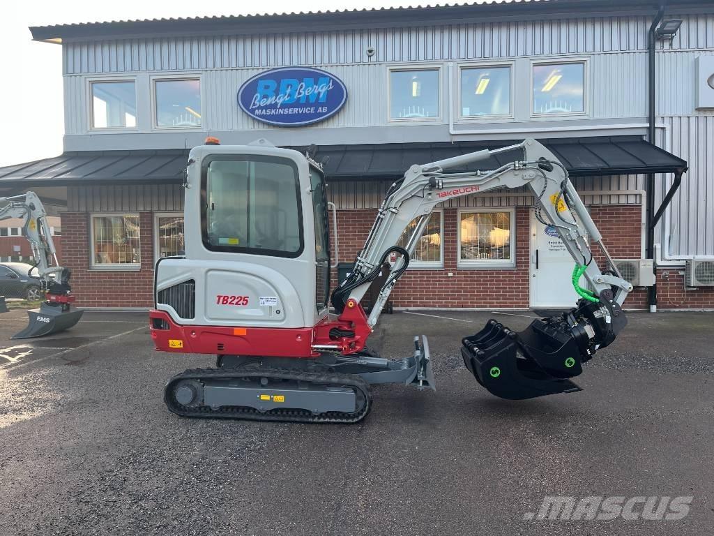 Takeuchi TB 225 Mini bagri <7t