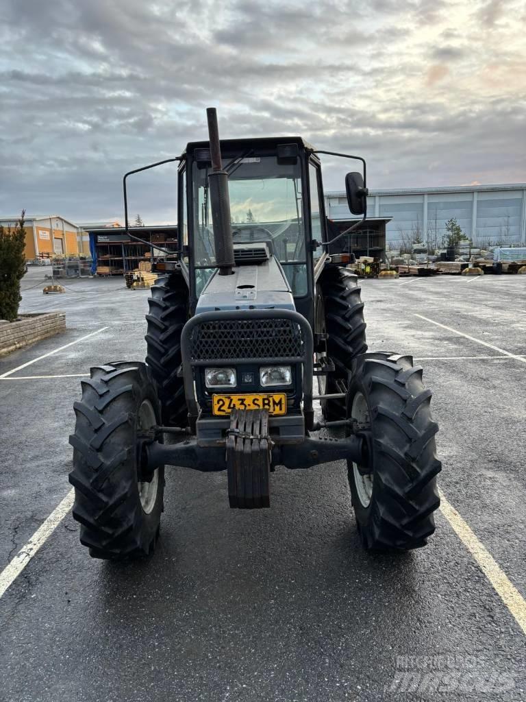 Valmet 565 Finlandia Traktorji