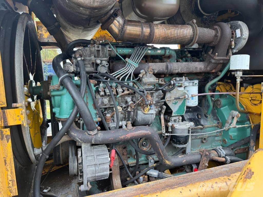 Volvo L 90 Kolesni nakladalci
