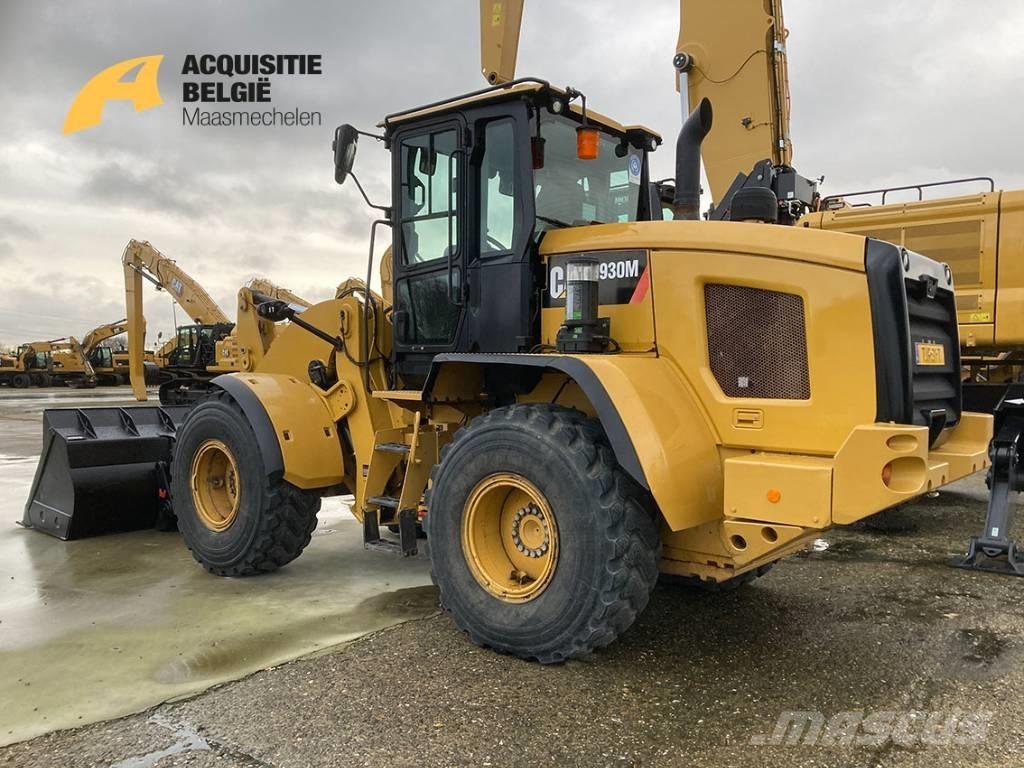 CAT 930M Kolesni nakladalci