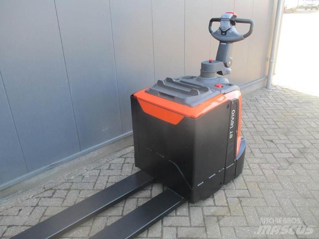 Toyota LPE 250 Električni nizko dvižni viličar