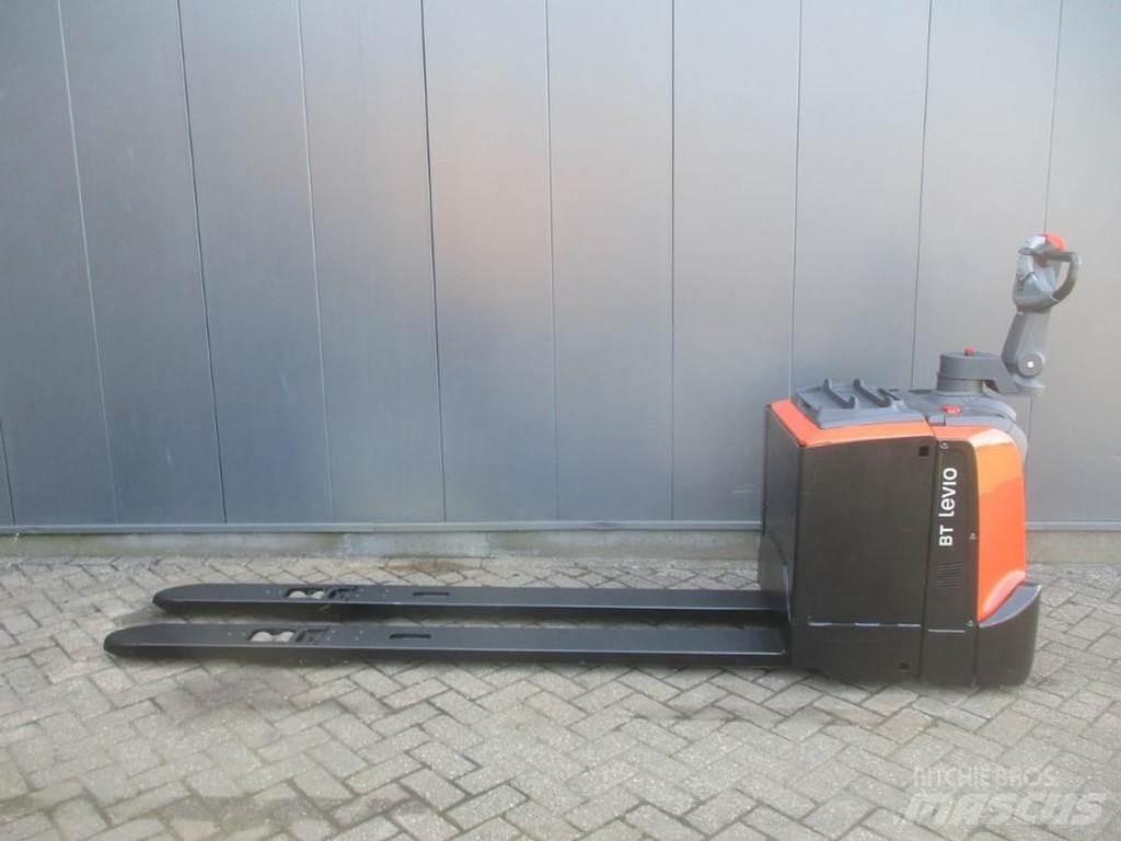 Toyota LPE 250 Električni nizko dvižni viličar