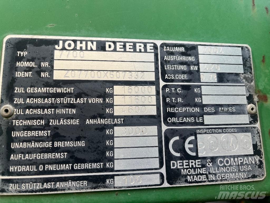 John Deere 7700 Stroji za krmo na lastni pogon
