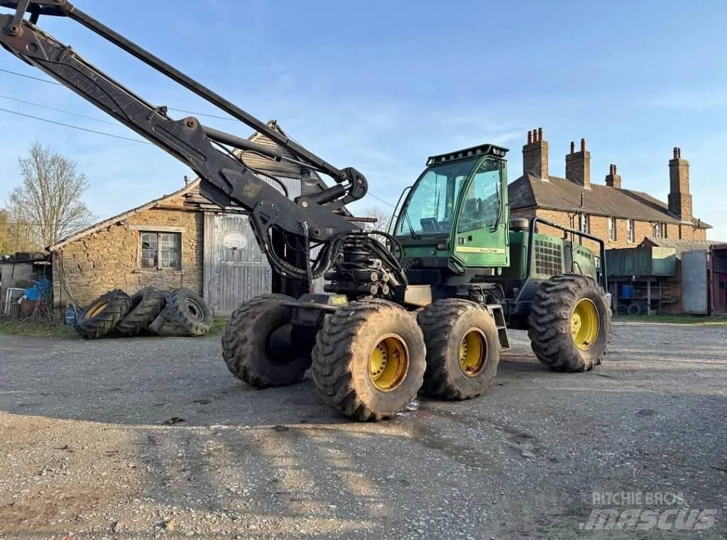 John Deere 1470 D Harvesterji