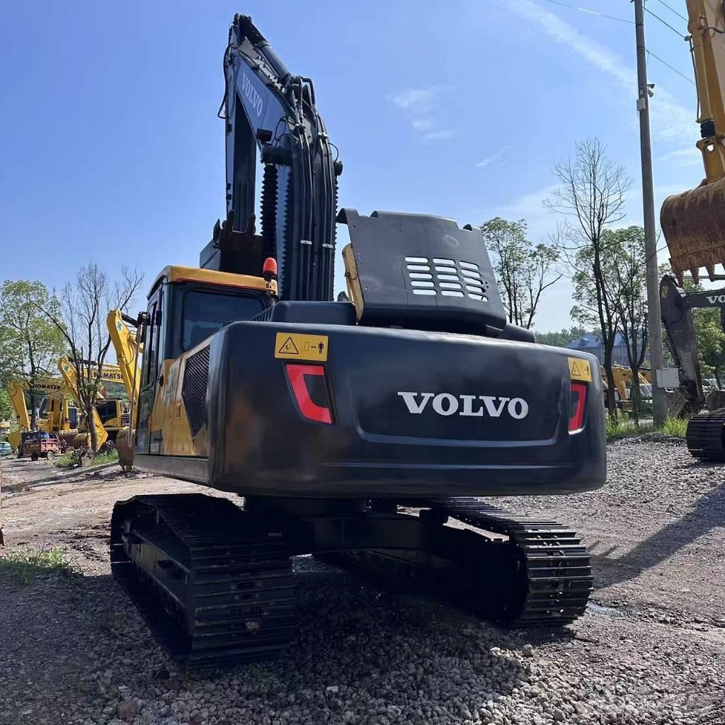 Volvo EC 240 Bagri goseničarji