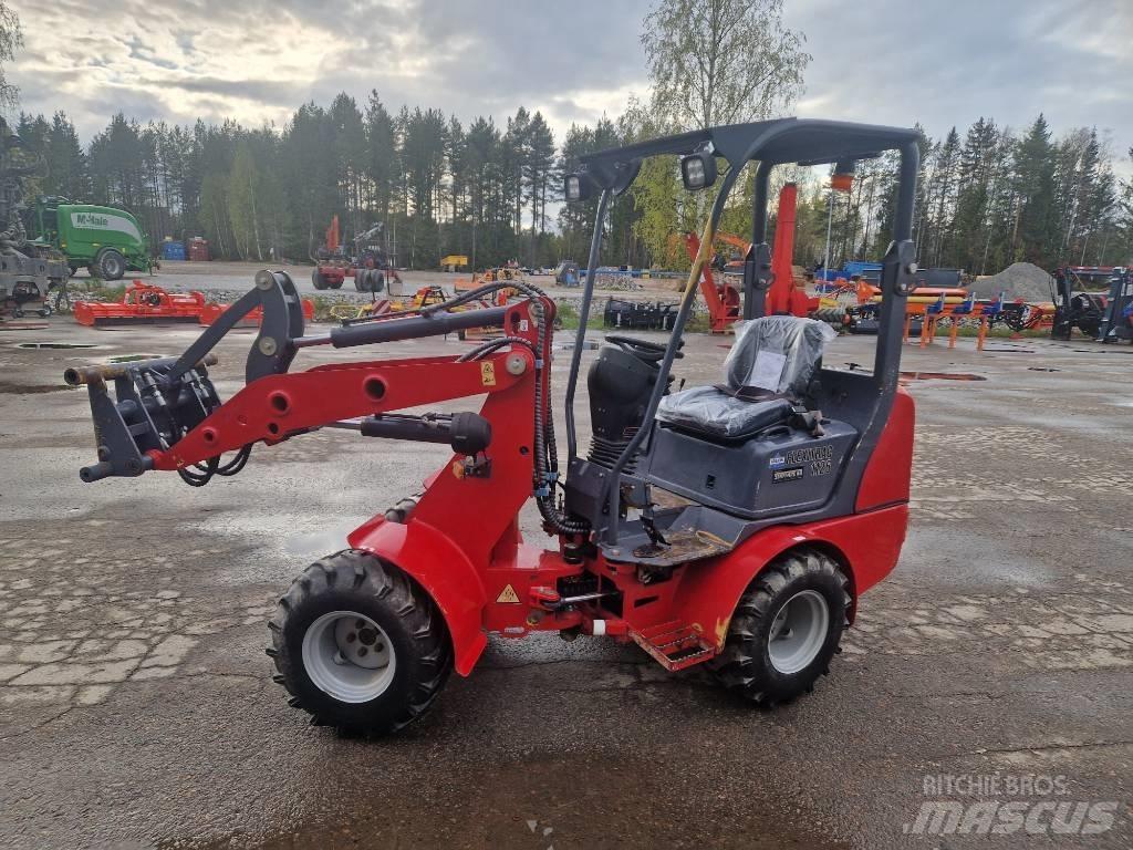 Flexitrac 1126 LRF Večnamenski nakladalci