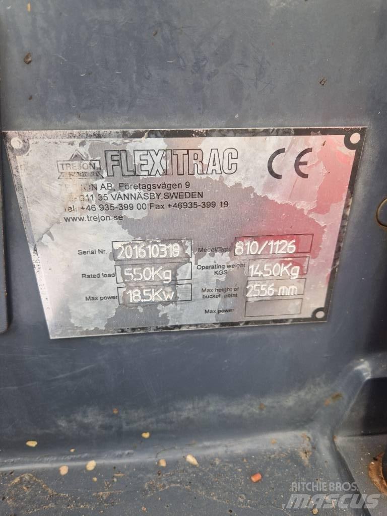 Flexitrac 1126 LRF Večnamenski nakladalci