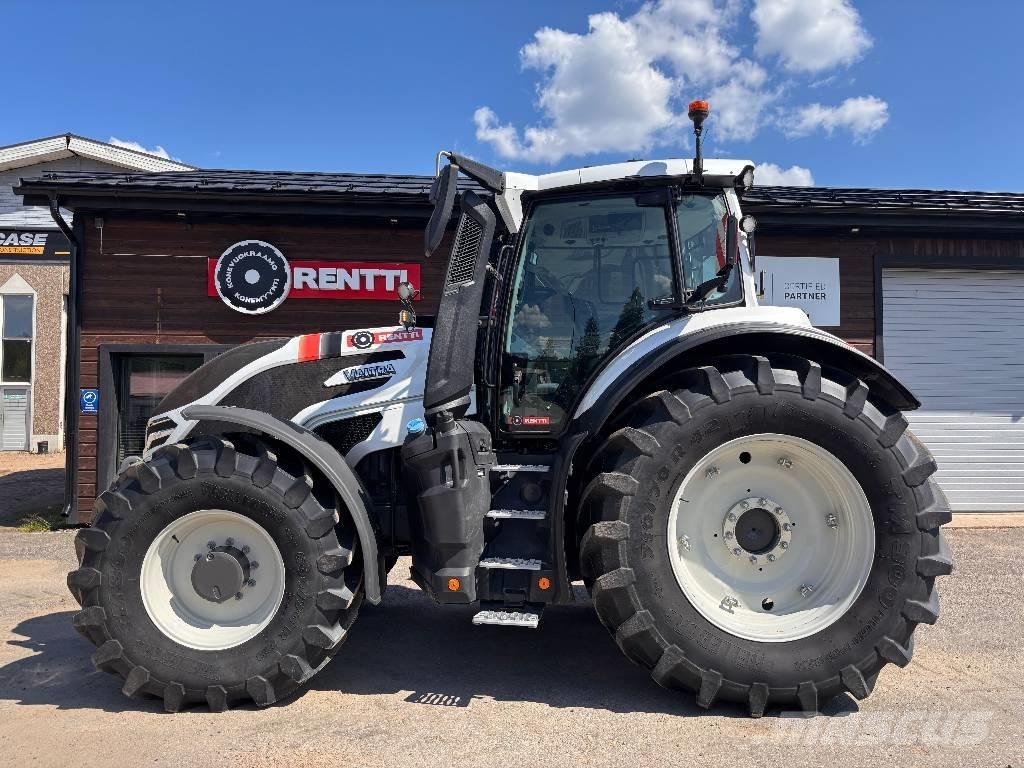 Valtra Q 305 Traktorji