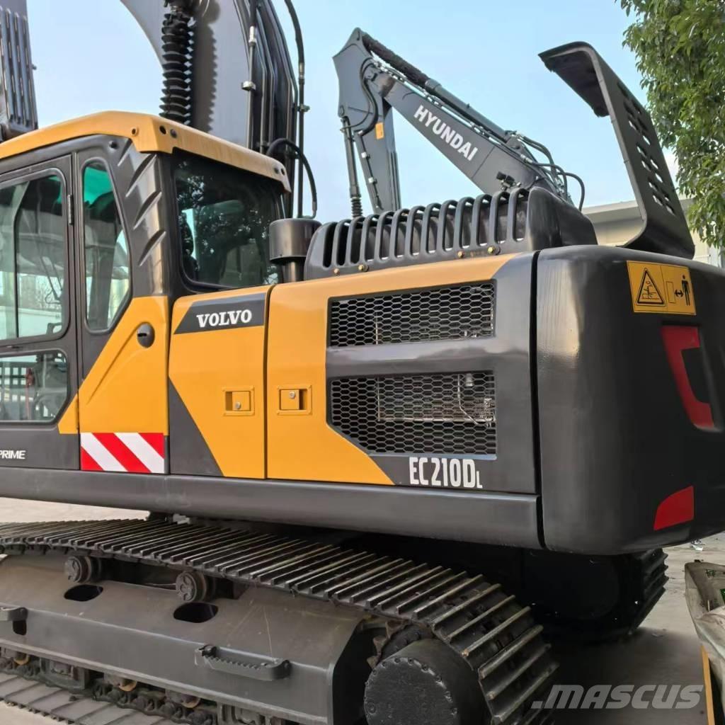 Volvo EC 210 D Mini bagri <7t