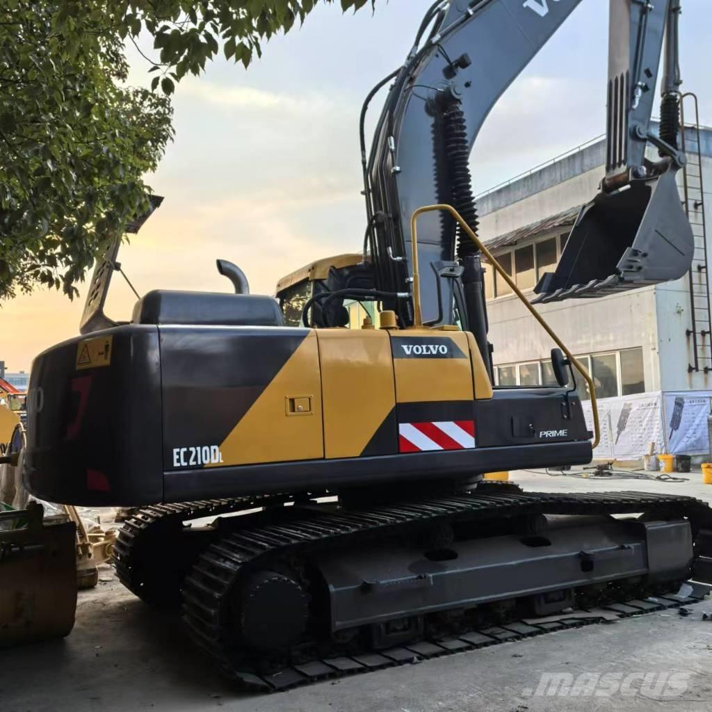 Volvo EC 210 D Mini bagri <7t