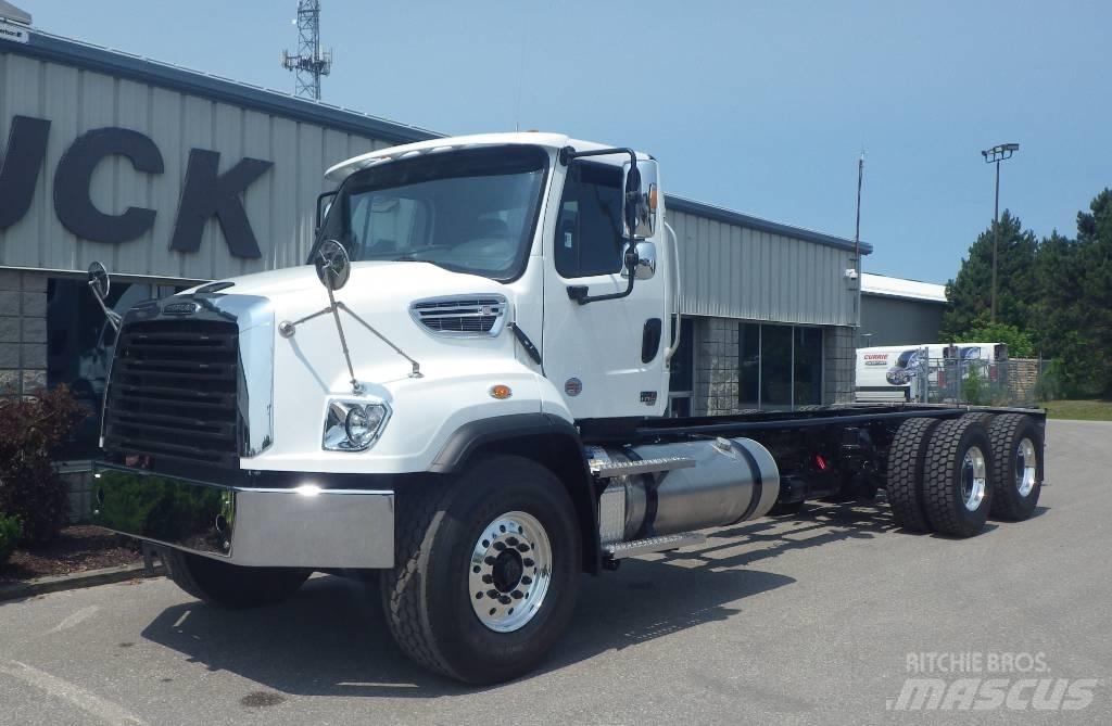 Freightliner 114 SD Tovornjaki-šasije
