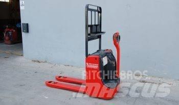 Linde T 18 Električni nizko dvižni viličar