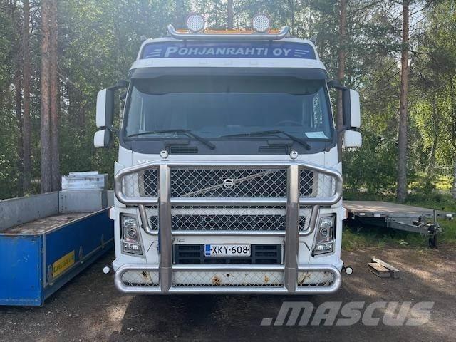 Volvo FM 12 Razstavljivi tovornjaki z žičnimi dvigali