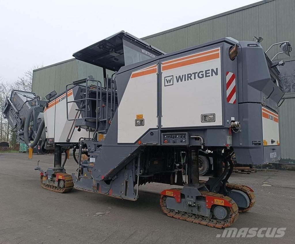 Wirtgen W200Fi Stroji za betonsko galanterijo