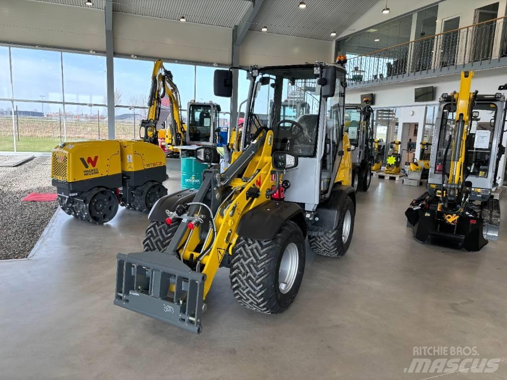 Wacker Neuson WL 28 Kolesni nakladalci