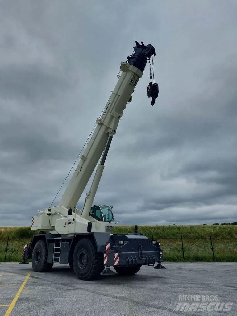 Terex RT100 Avtodvigala