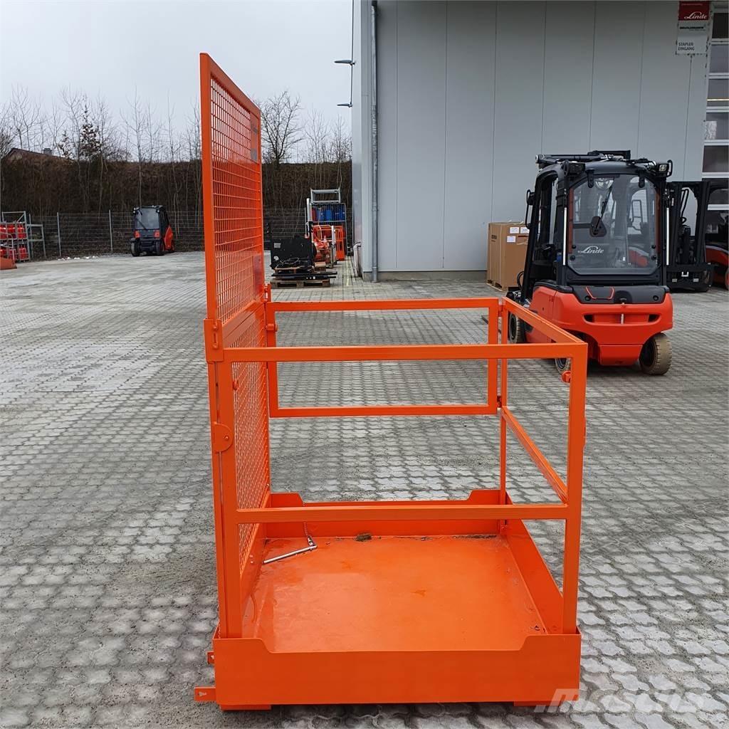 Eichinger 107.3 Vlečne dvižne ploščadi