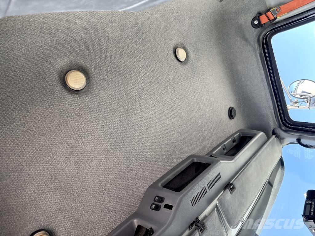 Mack CHU 613 Vlečna vozila za tovornjake