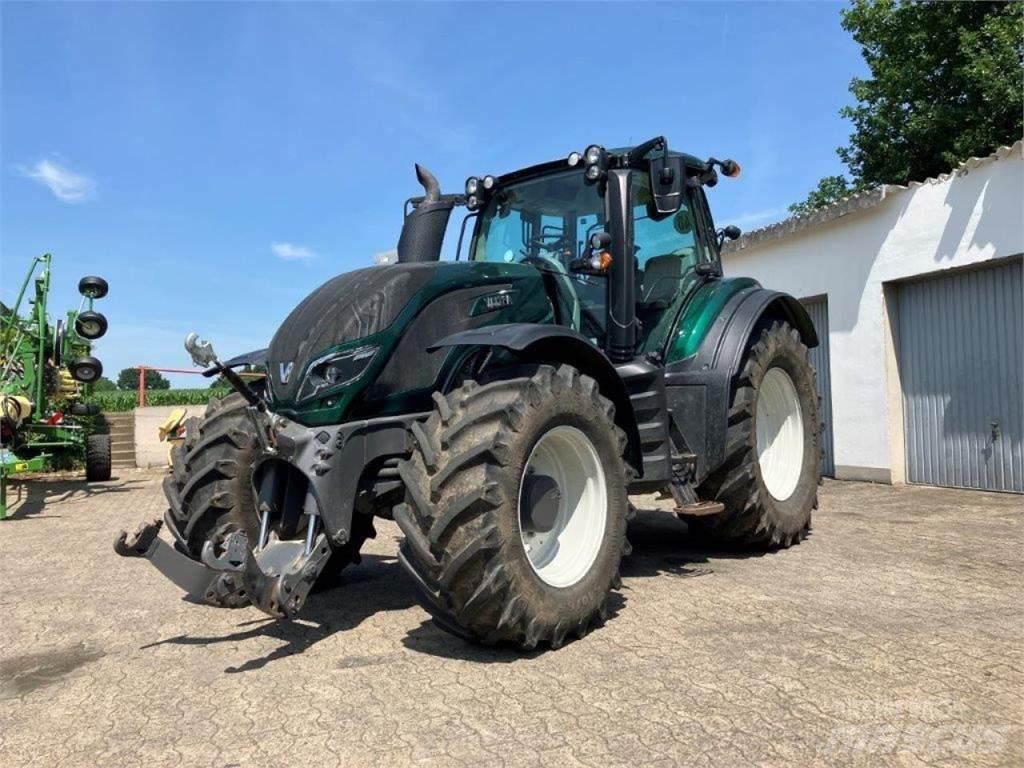 Valtra T154 Active Traktorji