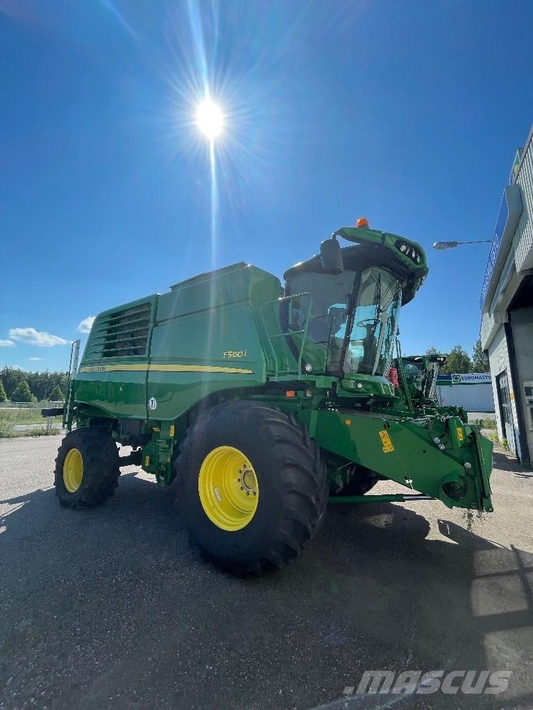 John Deere T 560 i Kombajni