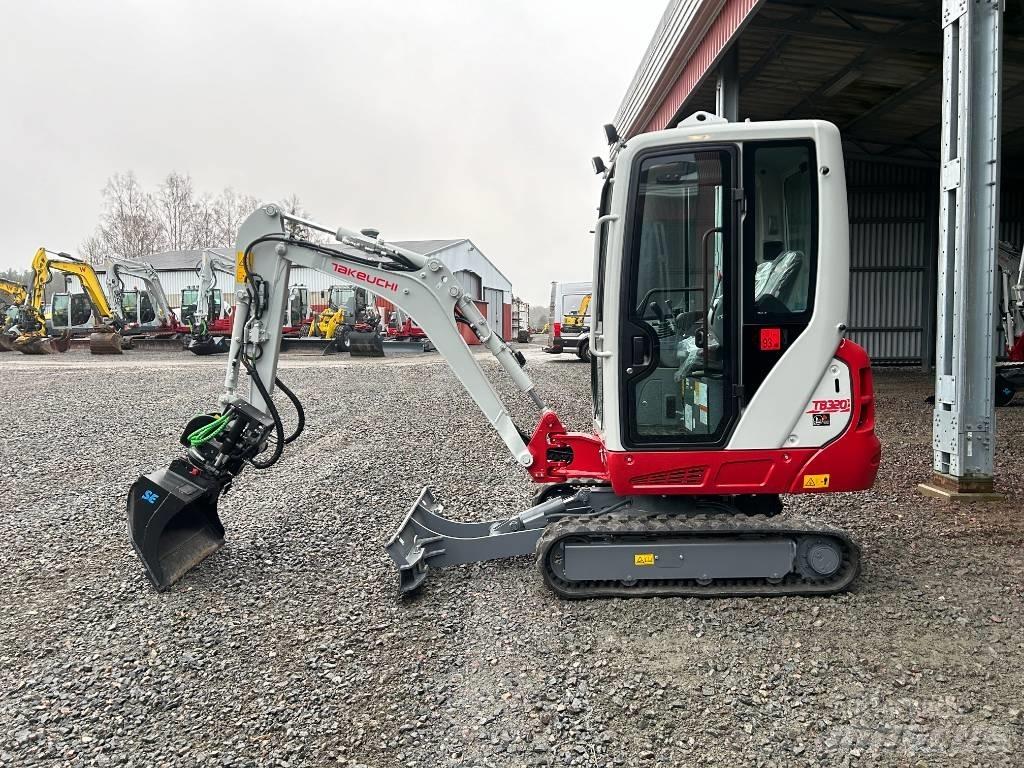 Takeuchi TB320 Mini bagri <7t