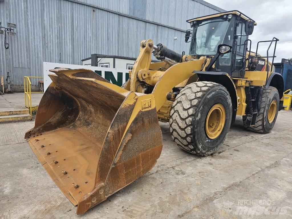 CAT 966 M Kolesni nakladalci
