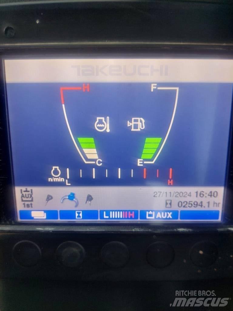 Takeuchi TB 230 Mini bagri <7t
