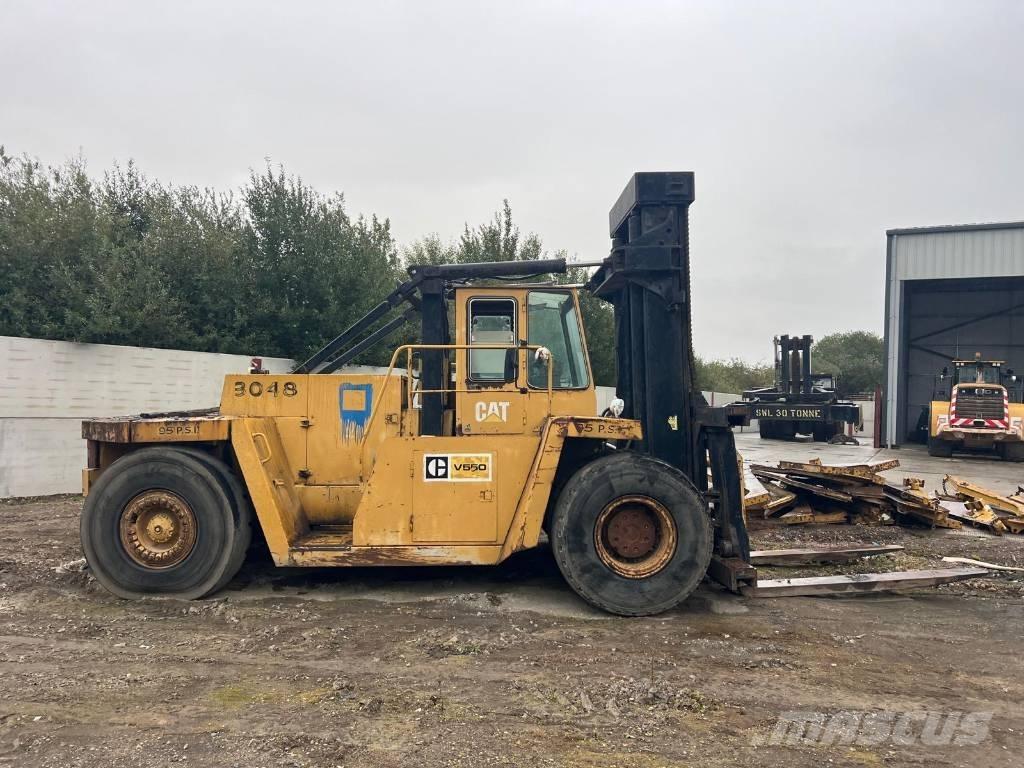 CAT V 550 Dizelski viličarji