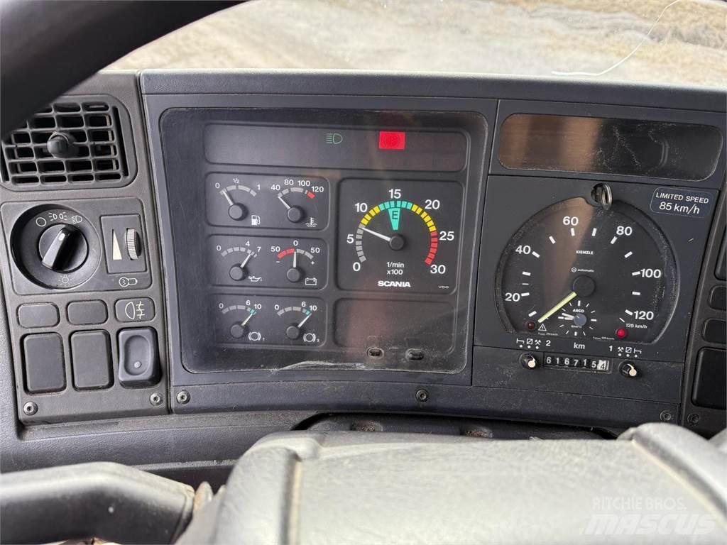 Scania P94 Tovornjaki zabojniki
