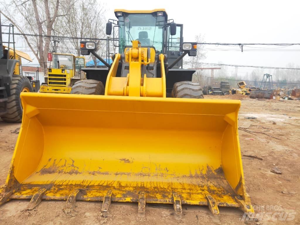 SDLG LG 956 L Kolesni nakladalci