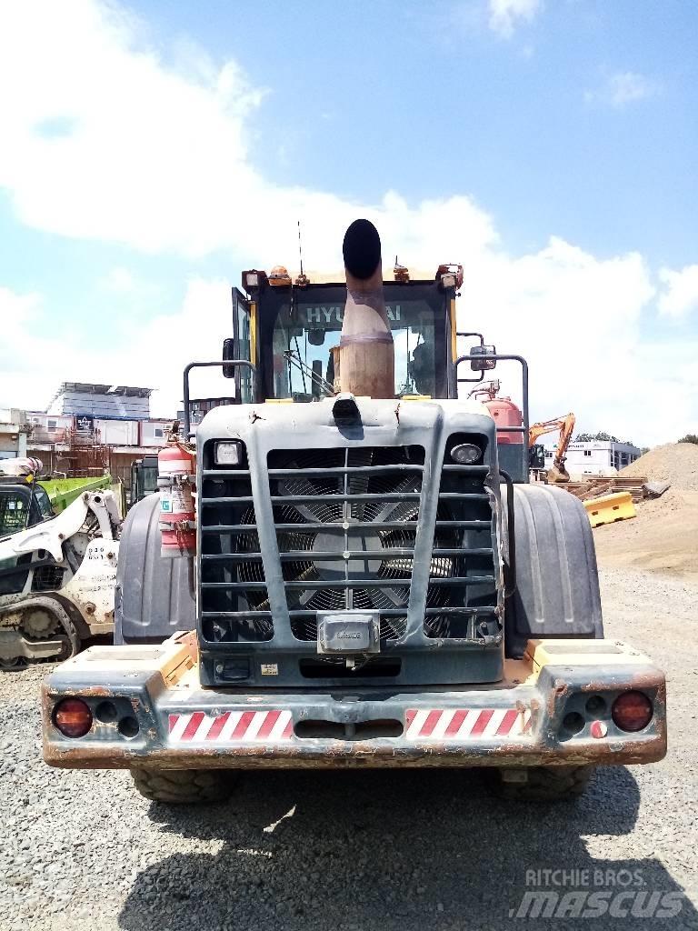 Hyundai HL 757-9 Kolesni nakladalci