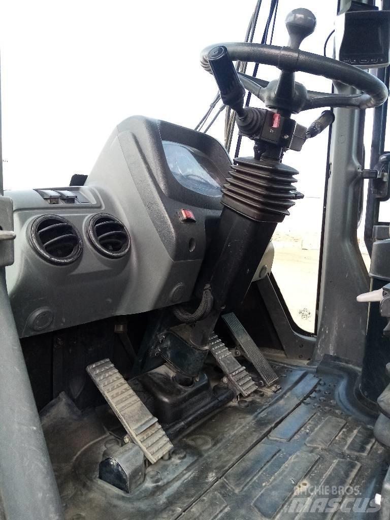 Hyundai HL 757-9 Kolesni nakladalci