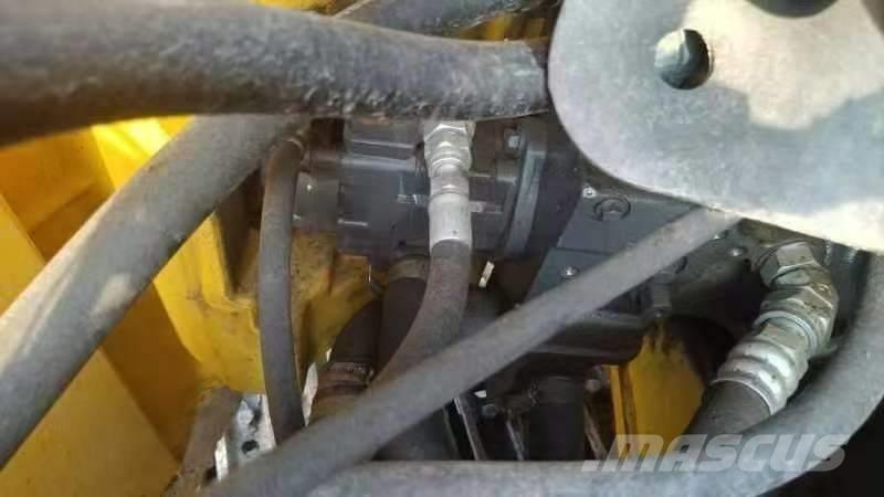 Komatsu PC 78 US Midi bagri 7t – 12t