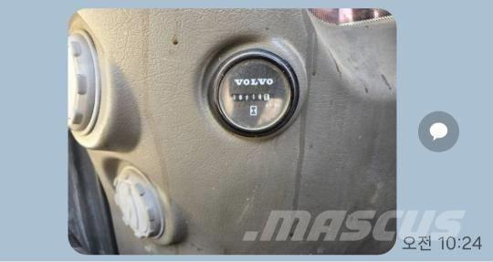Volvo EC 300 D Bagri goseničarji