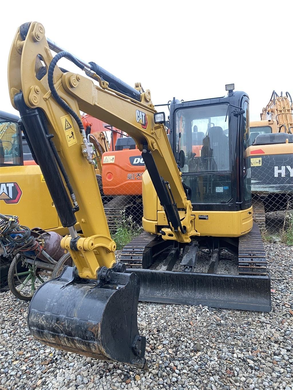 CAT 303E Bagri goseničarji