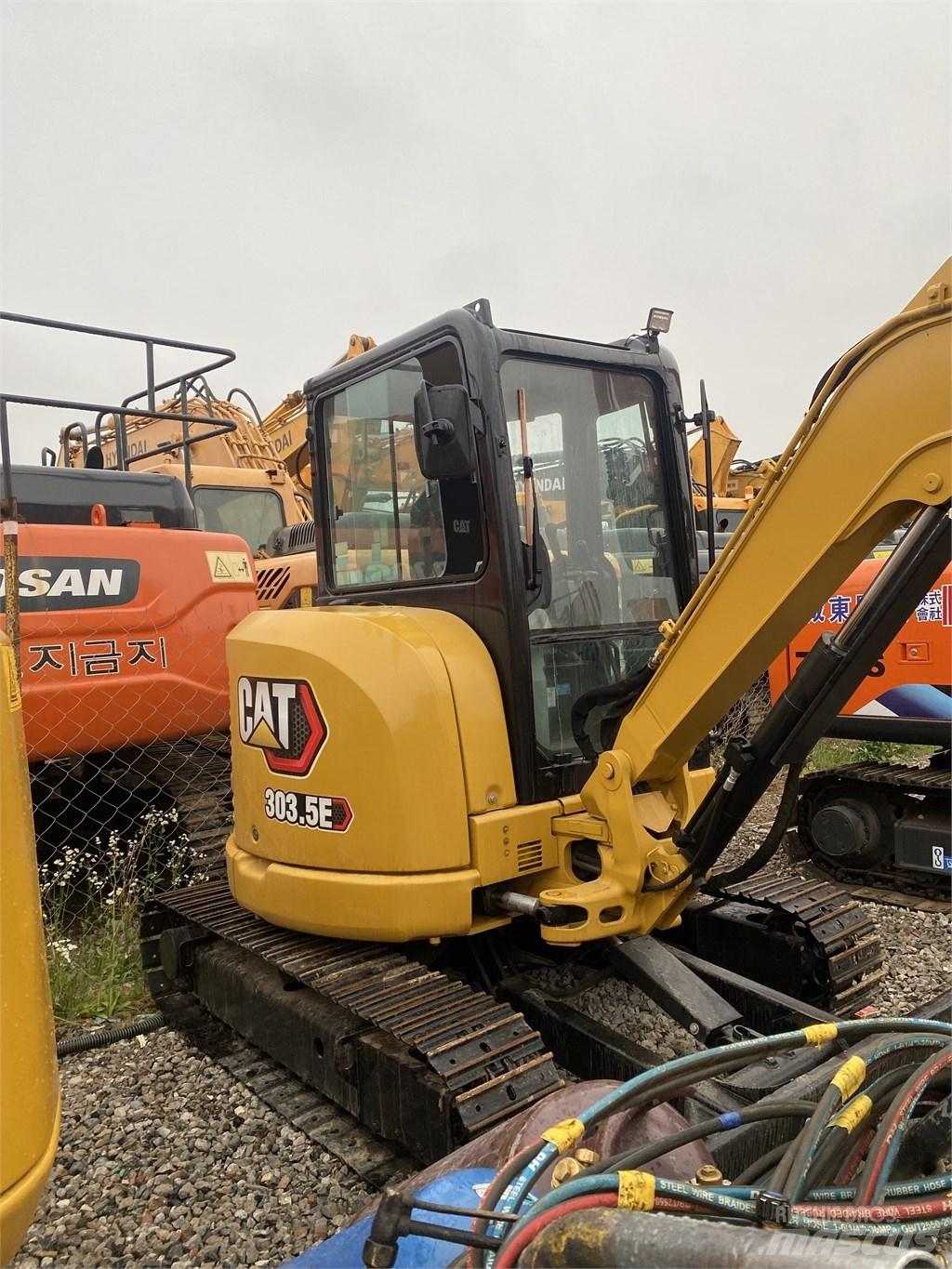 CAT 303E Bagri goseničarji