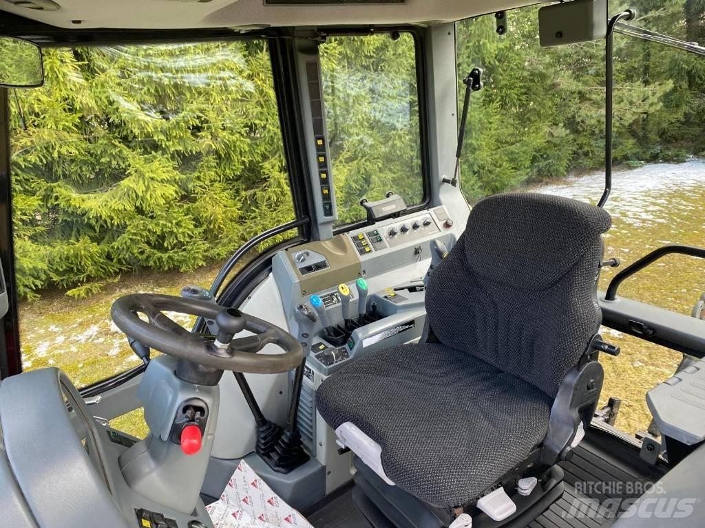 Valtra T 160 Traktorji